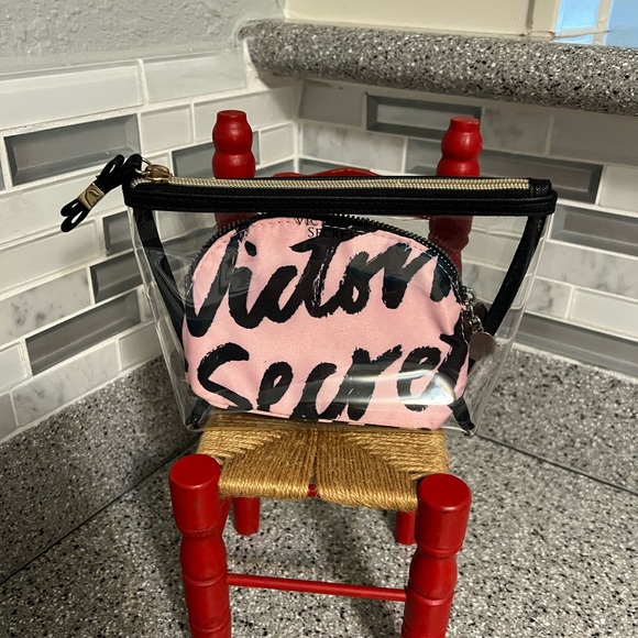 Victoria Secret 💄💄 - Picture 2 of 12